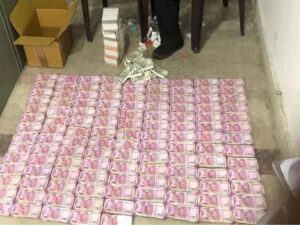 माजी IPS अधिकाऱ्याच्या घरात घबाड; बेसमेंटमध्ये सापडले कोट्यवधी रुपये