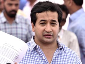 नितेश राणेंचा जामीन अर्ज फेटाळला, नीलेश राणेंचा पोलिसांसोबत वाद